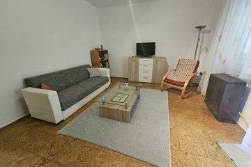 Debrecen, Poroszlay út, for rent Debrecen, Poroszlay út - 3 rooms flat for sale close to tramline