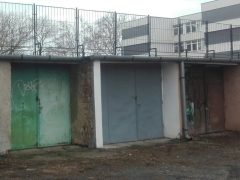 Debrecen, Hajnal utca - Garázs eladó a Baross-Hajnal utca sarkán
